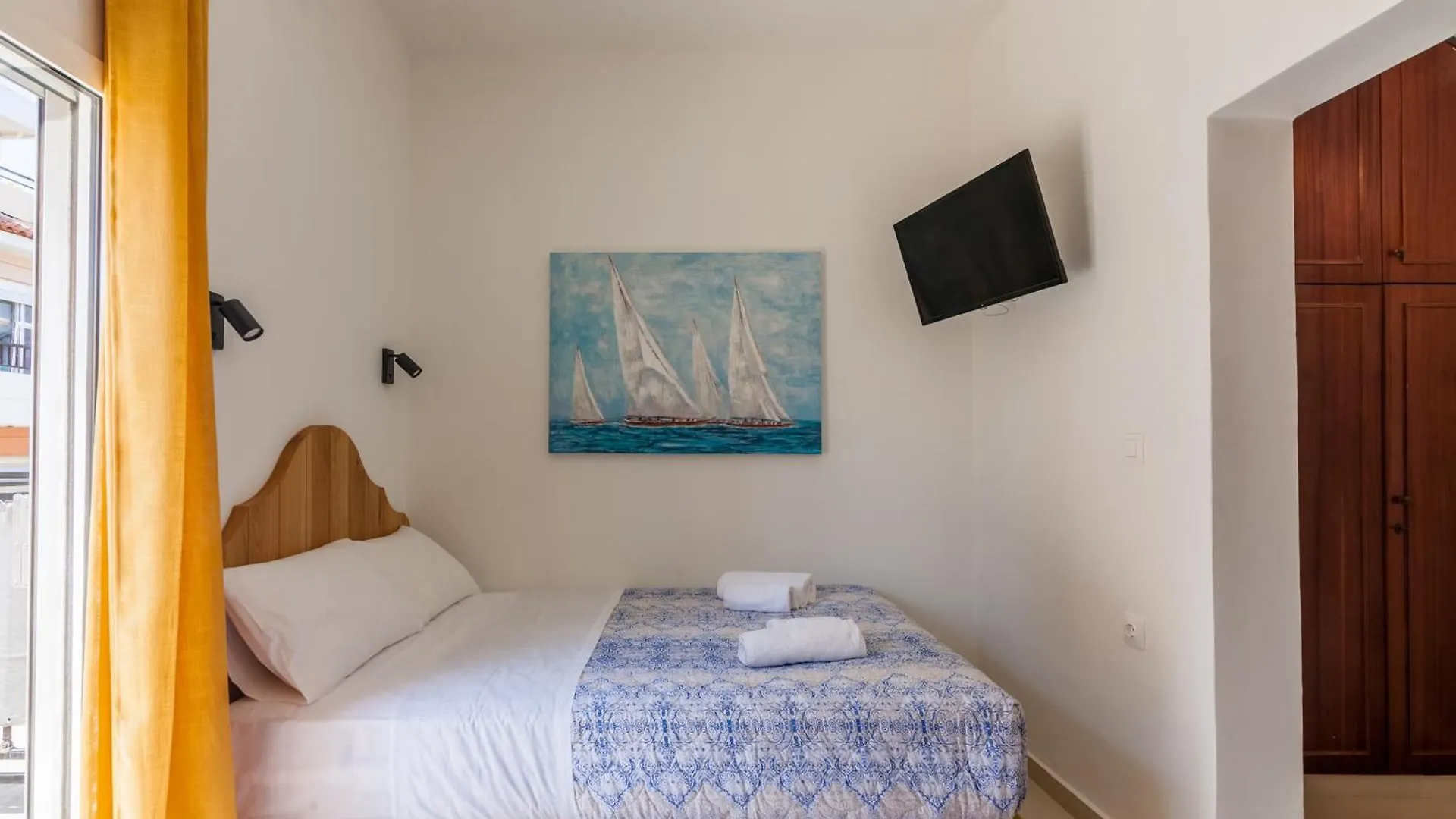 View & Value Studio Apartment In The Old Town Heraklion  Greece